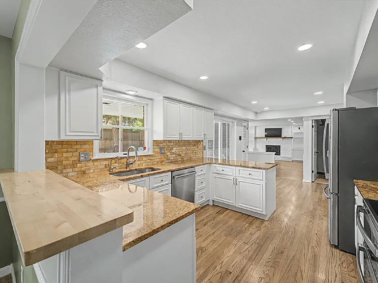 10074 E Lake Dr — Photo 18