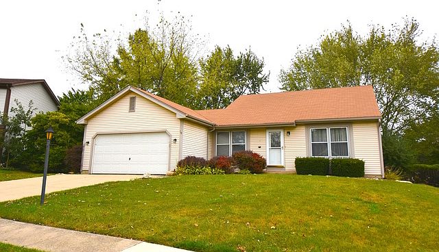 1st image of 16 Carol Ann Dr