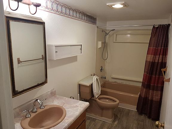5th image of 1316 Buena Vista Ave APT A