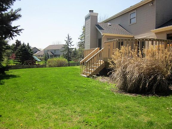 3rd image of 221 McCreary Ct