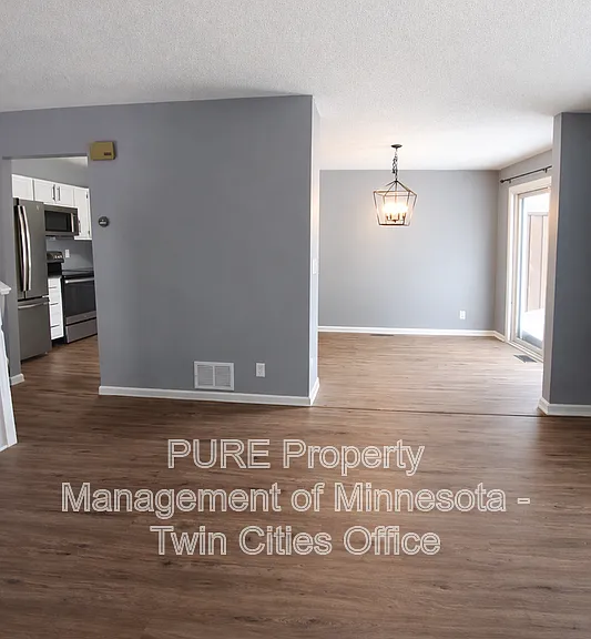 2500 Woodbridge St — Photo 3