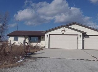 6660 Arrow Dr, Manitowoc, WI 54220