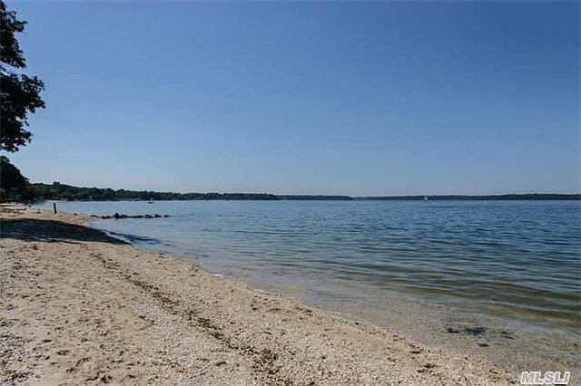 1st image of 101 Crescent Beach Dr