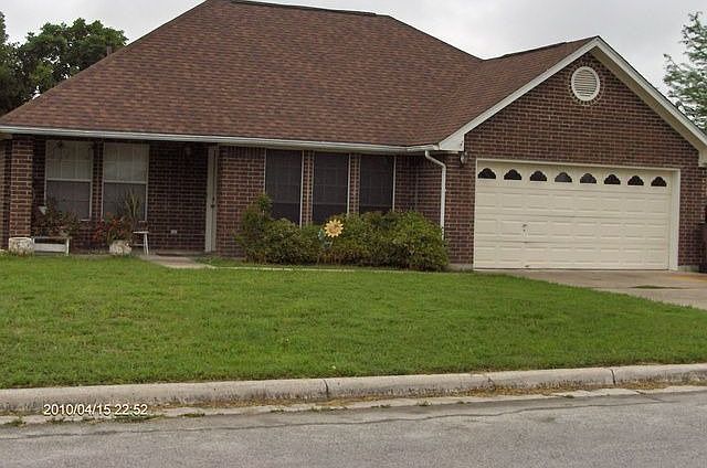 2nd image of 1308 Dove Ln
