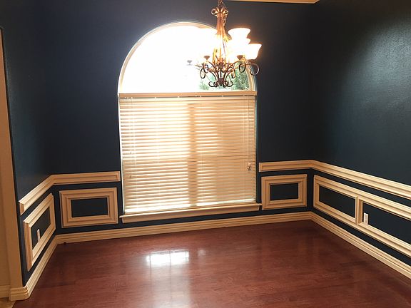 Formal dining room