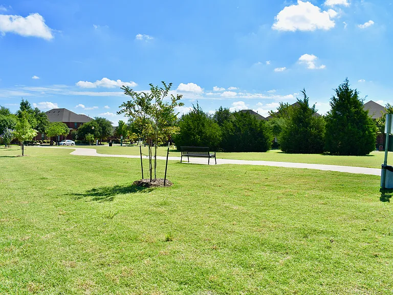 4916 Stray Creek Ln — Photo 38