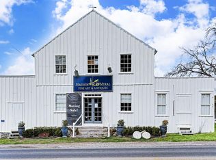 104 N Washington St, Round Top, TX 78954