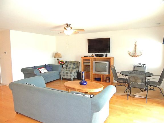 2nd image of 235 E Taylor Ave