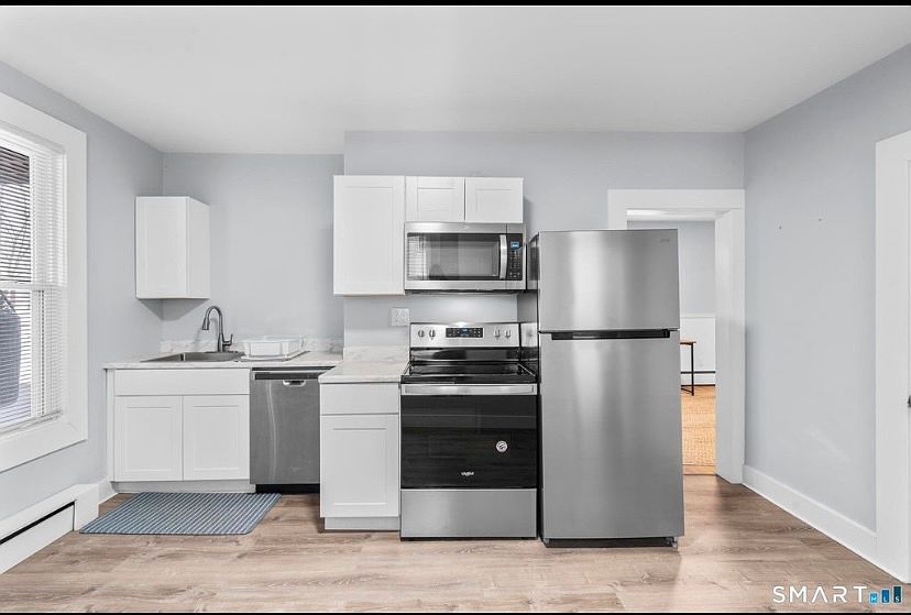 1st image of 41 Spring St #3
