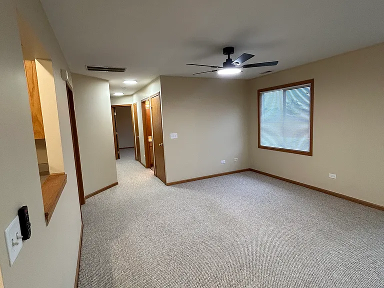 1361 Rock Run Dr #H — Photo 3
