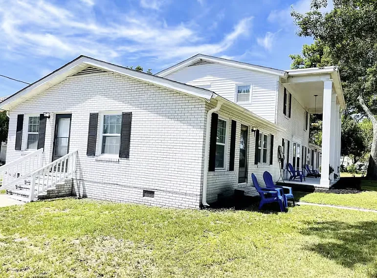 2 bed, 1100 sqft, $1,800 — Photo 4