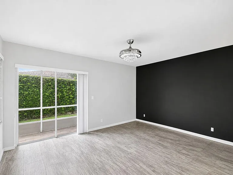 208 Caribe Ct — Photo 18