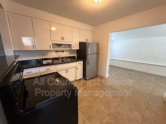 4th image of 4825 69th St N