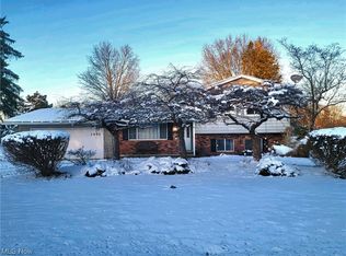 2821 Summit Rd, Akron, OH 44321