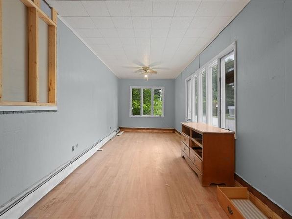 warwick-rhode-island-66003607 picture