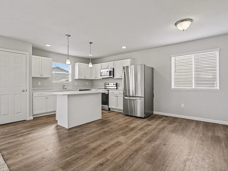 1030 Maple Ave — Photo 16