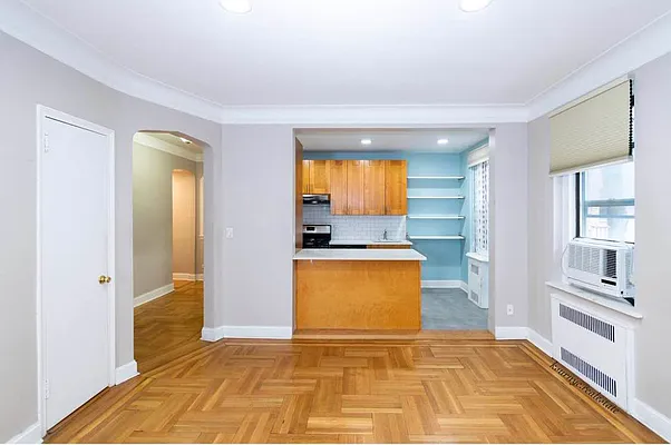 Rented by RealTegrity NY LLC | media 26