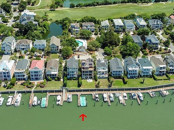 3rd image of 13 Morgan Place Dr
