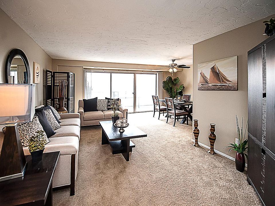 1st image of 26151 Lake Shore Blvd