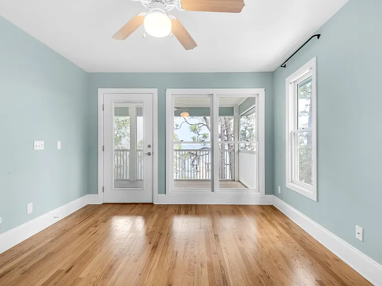 279 Joy Ln — Photo 33