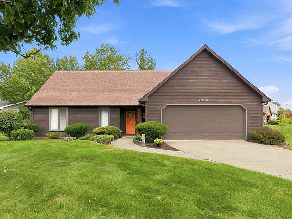 2nd image of 4926 Pasture Gate Pl