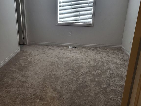 5th image of 116 Middleton St