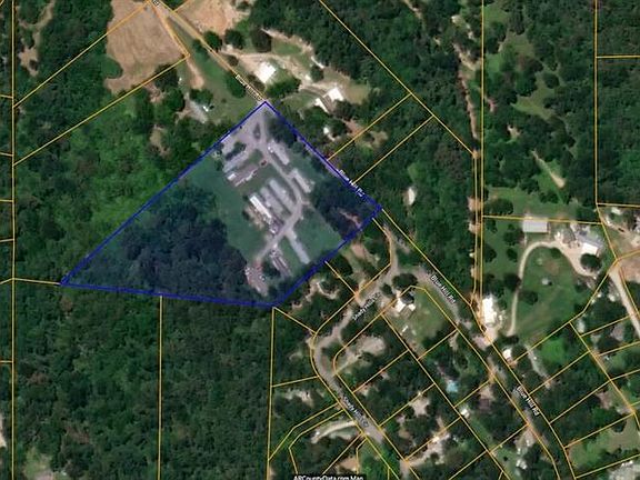 4th image of 3300 Blue Hill Rd