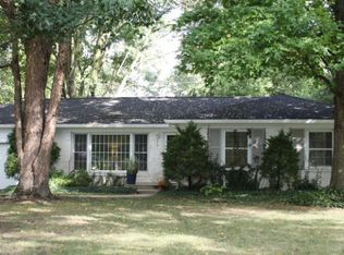 1304 Shawnee Rd, Indianapolis, IN 46260