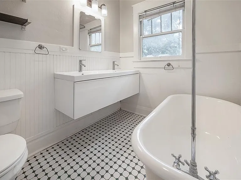 4008 N Central Ave — Photo 12