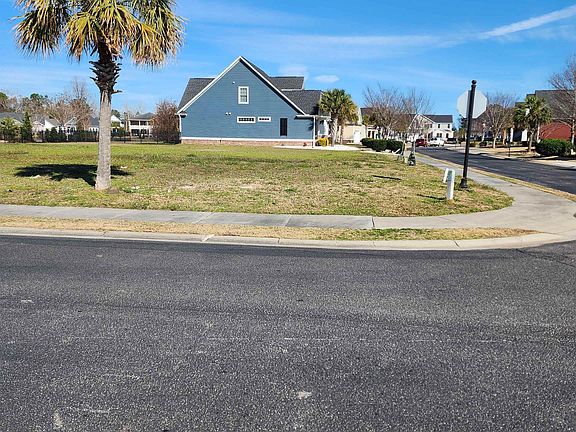 2nd image of 301 Beaufain Dr. Lot 762