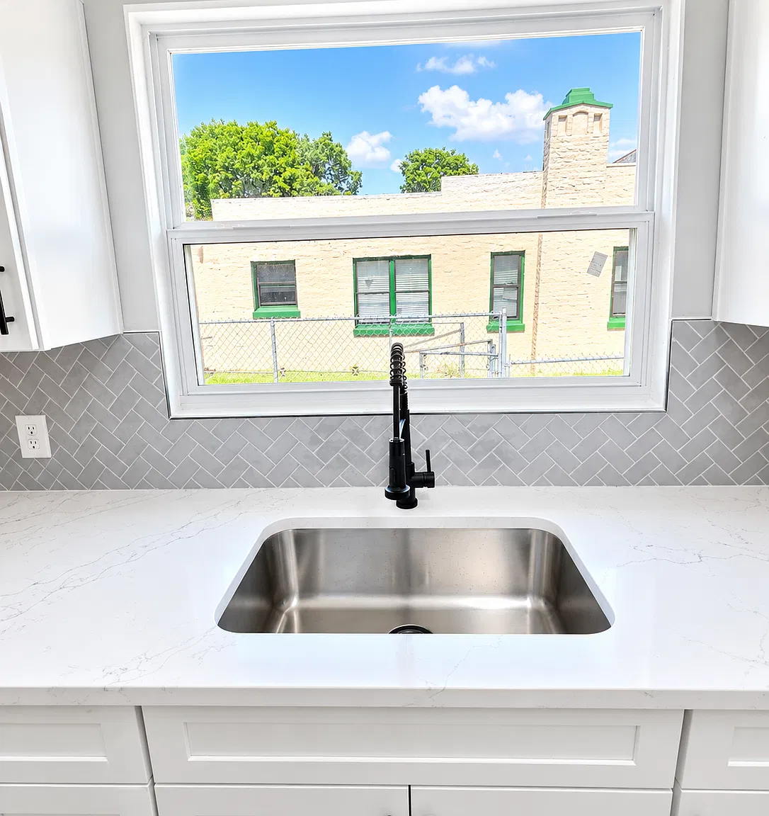 4 bed, 1070 sqft, $2,800 — Photo 4
