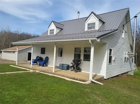 2122 Route 310, Reynoldsville, PA 15851
