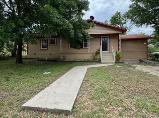 4 Del Norte St, Lampasas, TX 76550