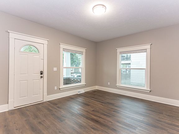 5th image of 1302 Broadway Ave NW #A