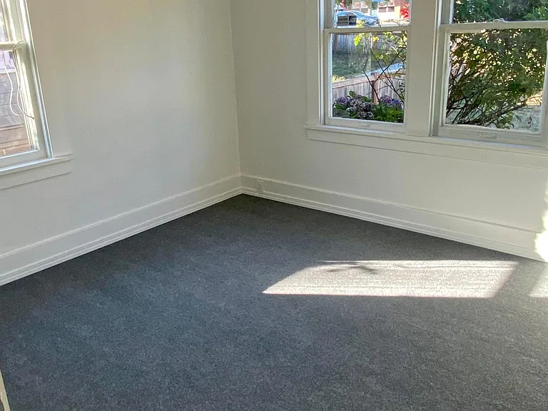 107 W Alder St — Photo 17