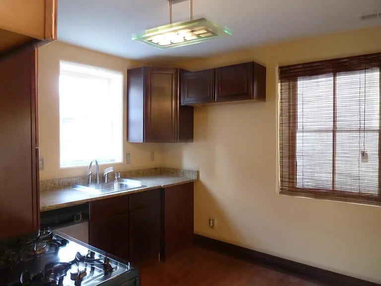 321 N Almond St #B — Photo 5