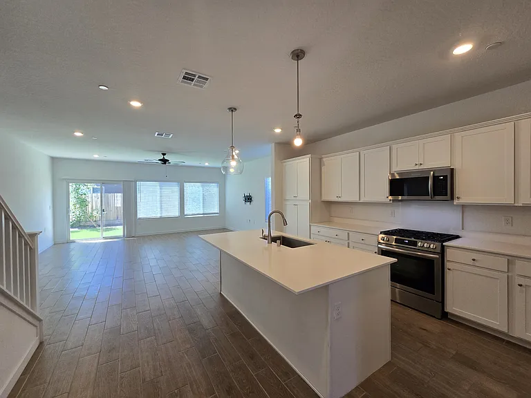 7037 E Cornell Ave — Photo 21