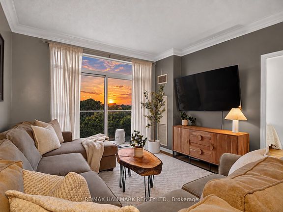 3rd image of 3650 Kingston Rd #Penthouse 918