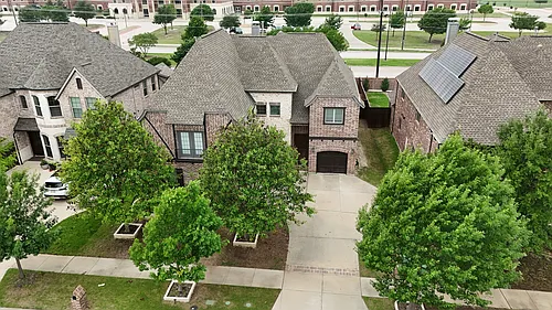 10647 Kingsford Ln Photo 1