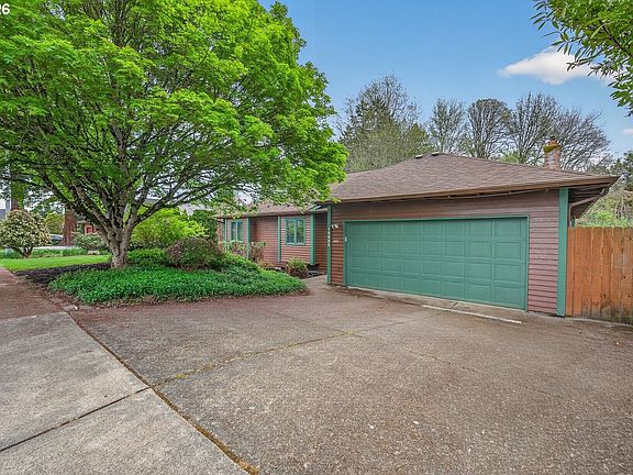 3rd image of 16062 SW Bridle Hills Dr