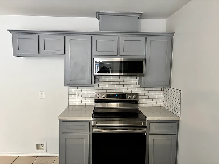 1609 Nassau St #B — Photo 2