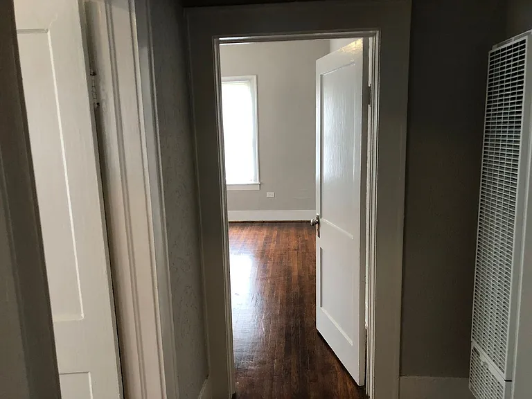 1132 W Cavalcade St — Photo 11