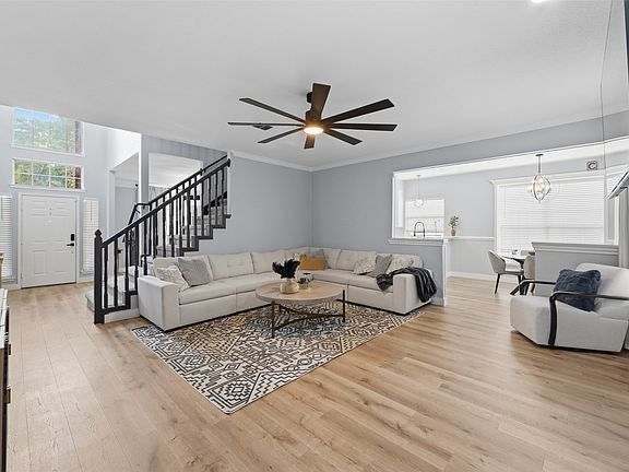 4th image of 709 Tealwood Ln