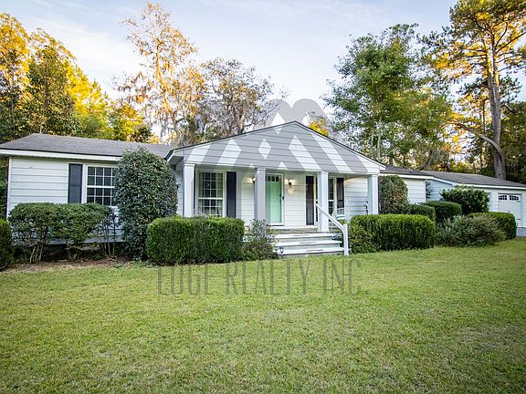 3rd image of 240 Adams Rd