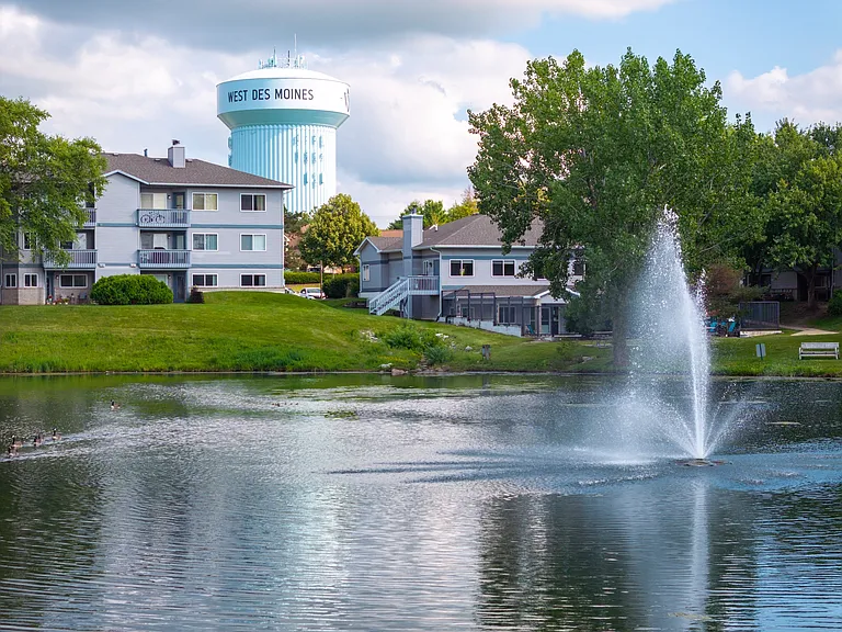 Fountains Apartments — Photo 6