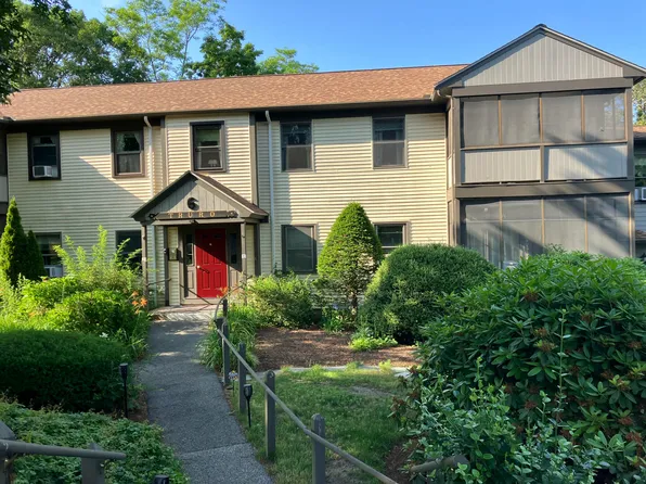 14 Harold Street #6-D, Harwich Port, MA 02646
