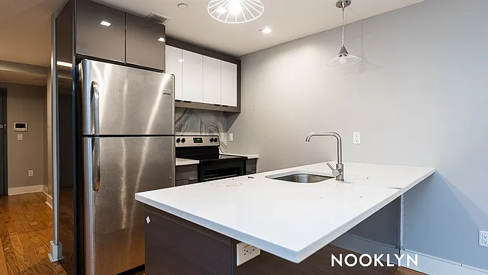 Rented by Nooklyn NYC LLC | media 2