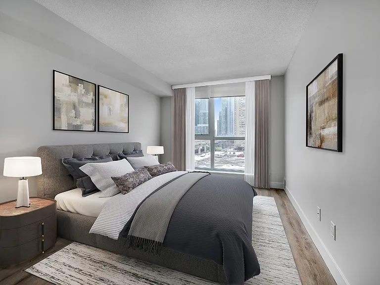 350 Queens Quay W — Photo 9