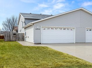 2515 Amber Valley Ct S, Fargo, ND 58104