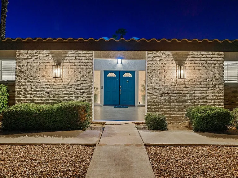 46890 Highland Palms Dr — Photo 1